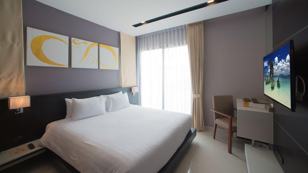 The Charm Resort Phuket - Sha Certified Esterno foto