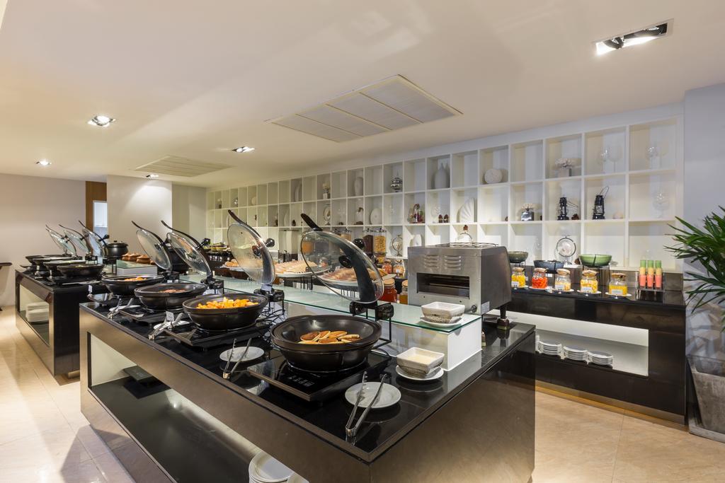 The Charm Resort Phuket - Sha Certified Esterno foto