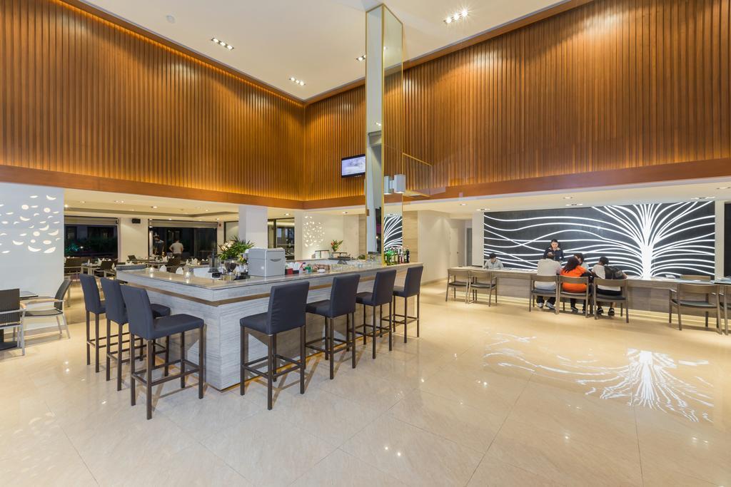The Charm Resort Phuket - Sha Certified Esterno foto